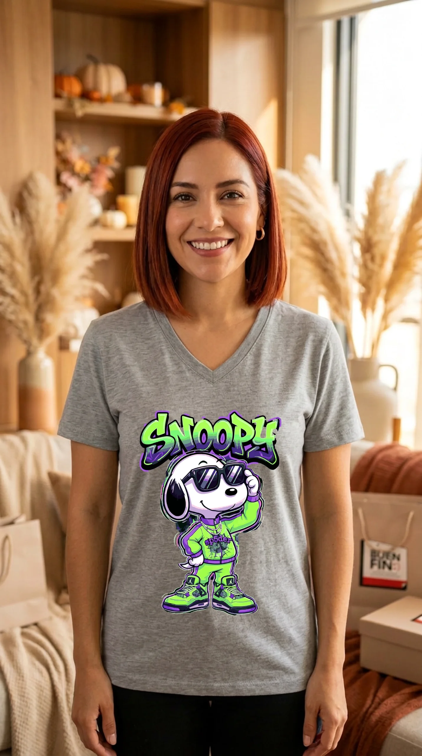 Playera Mujer Cuello V Snoopy Spider - Imagen 2